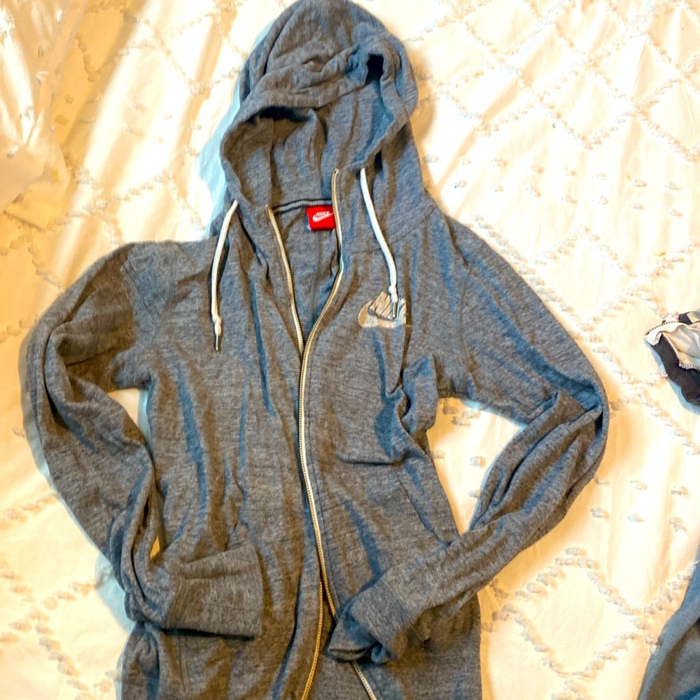 Women’s Nike zipper sweater size small